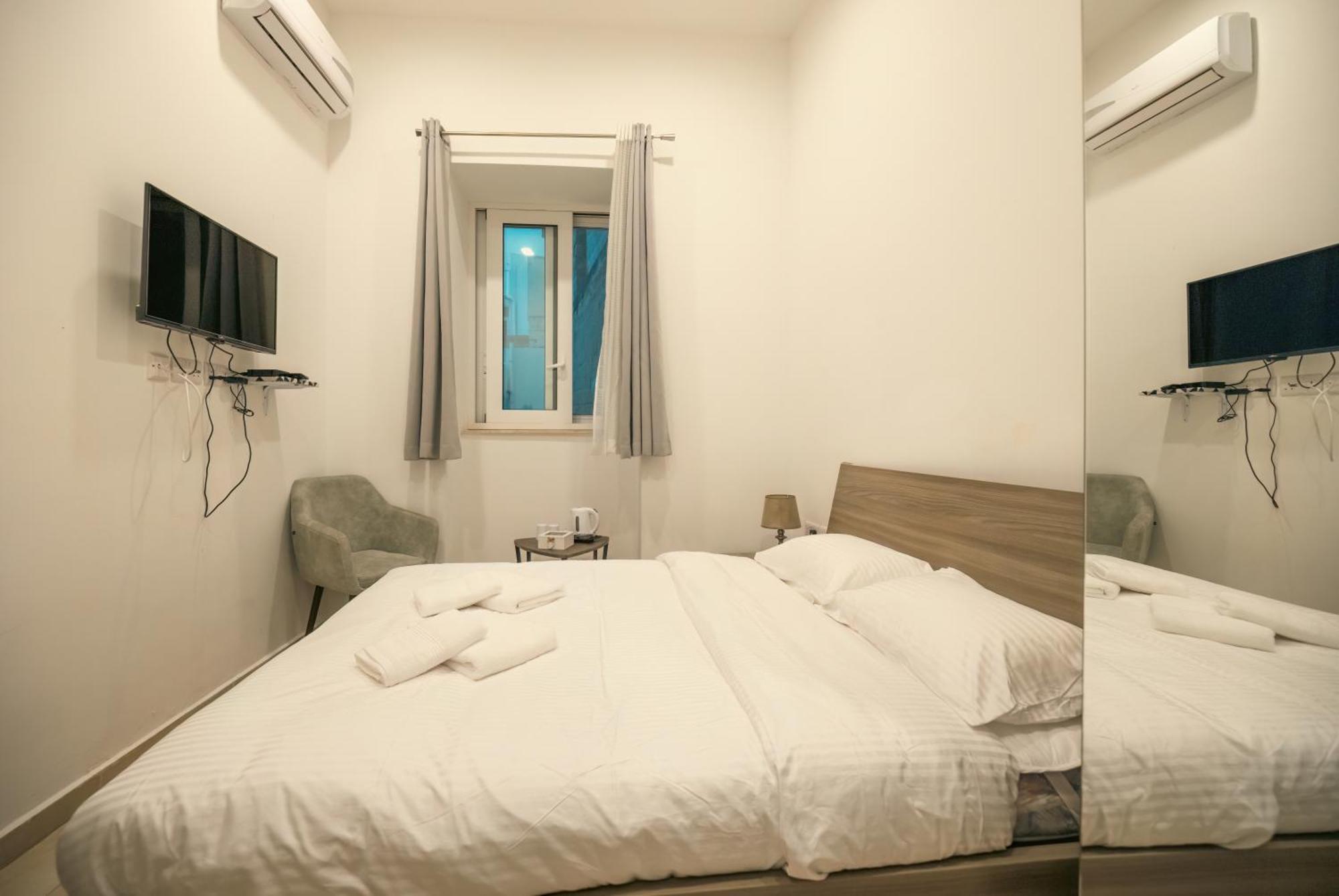 Sliema Central O'Clock B&B Malta Exteriér fotografie