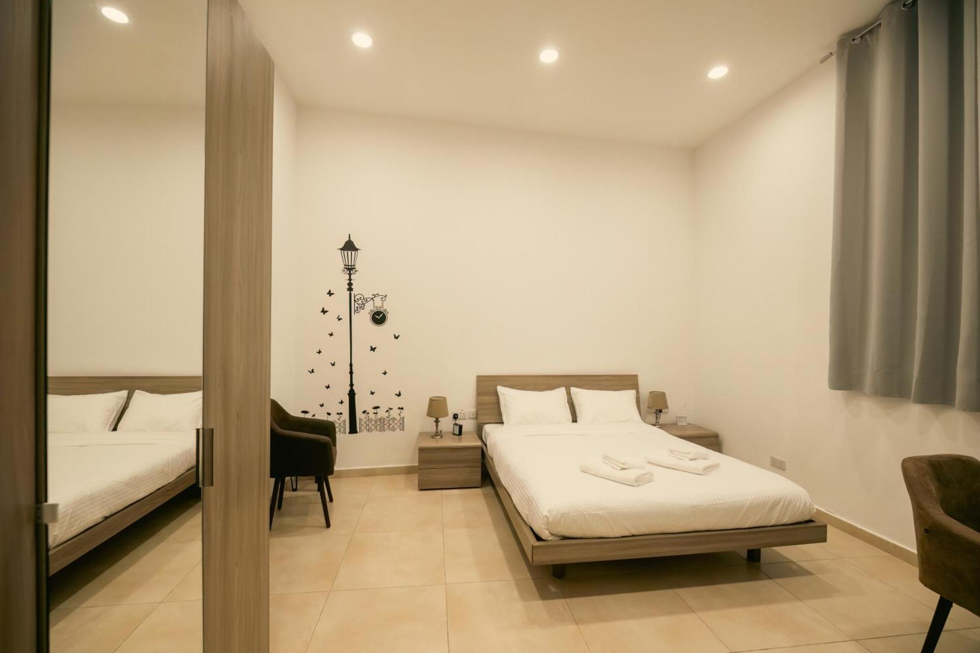 Sliema Central O'Clock B&B Malta Exteriér fotografie